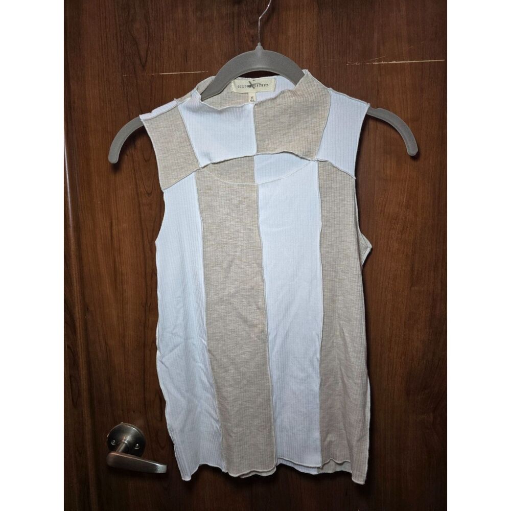 EUC Gilded Intent by Buckle, Exposed Seam Tank TopSz M